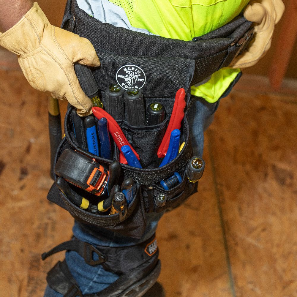 KLEIN TOOLS Tool Belt Nylon, Electrician, 11 Pockets, Padded, 32 in to 36 in Waist Size, Black