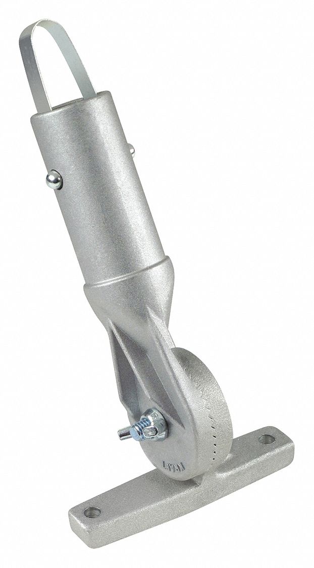 Fresno/Broom Button, Hole