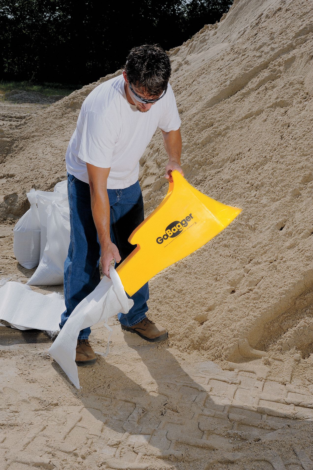 GOBAGGER GoBagger Sand Bag Filling Tool 5EET25EET2 Grainger