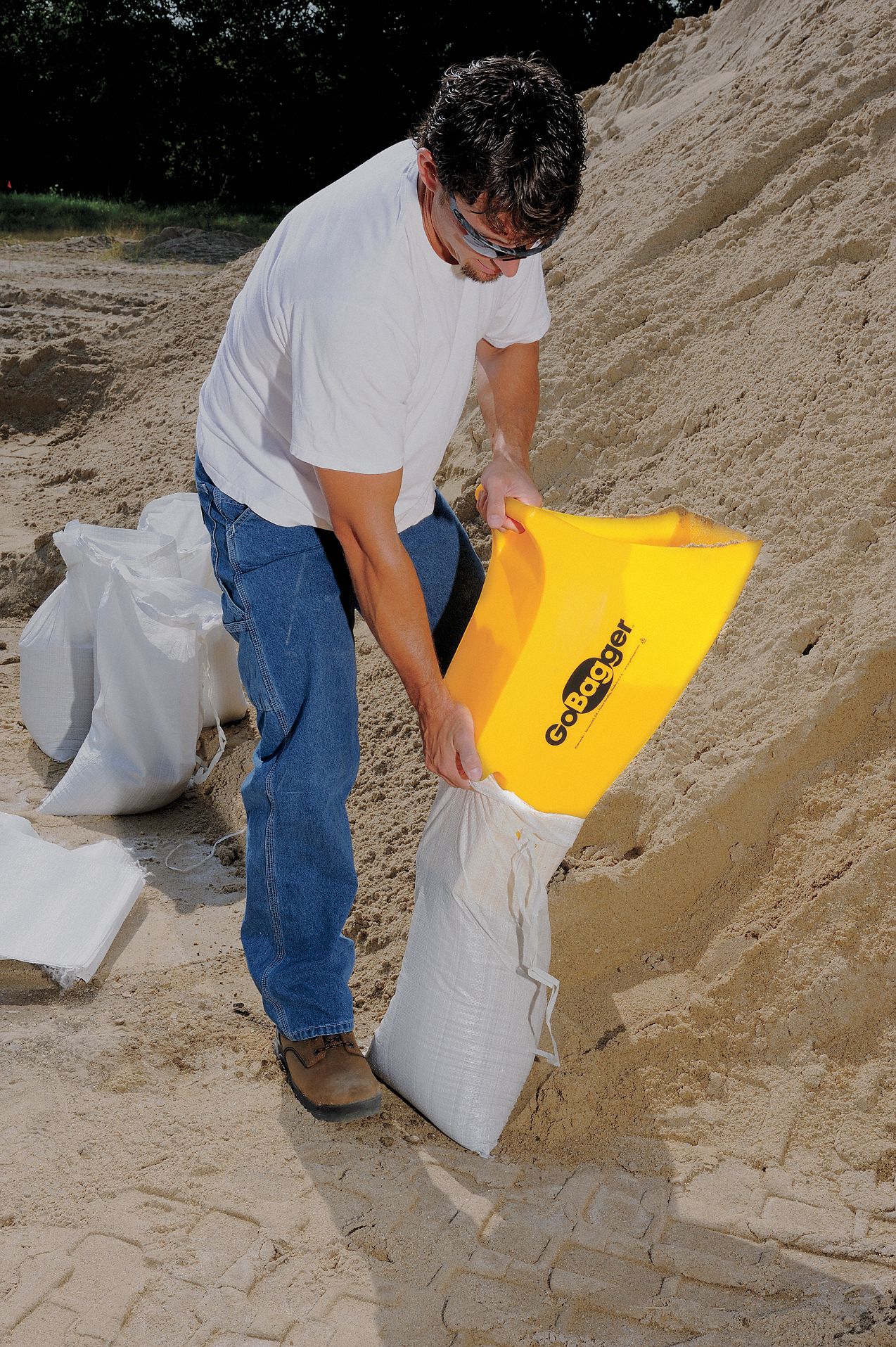 GOBAGGER GoBagger Sand Bag Filling Tool 5EET25EET2 Grainger