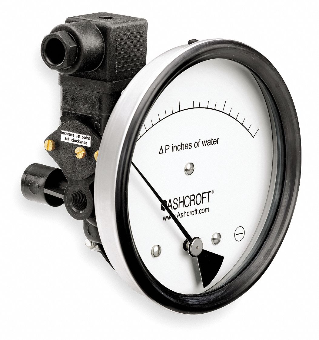 ASHCROFT 1/8 in FNPT Differential Pressure Gauge with 5 in Dial, 0 to 3
