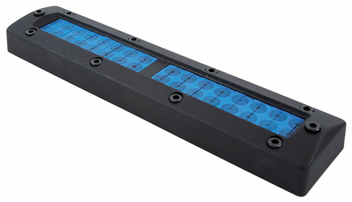 ROXTEC EZENTRY 32Hole Polyamide Cable/Pipe Seal, Dia. Range 0.13 in