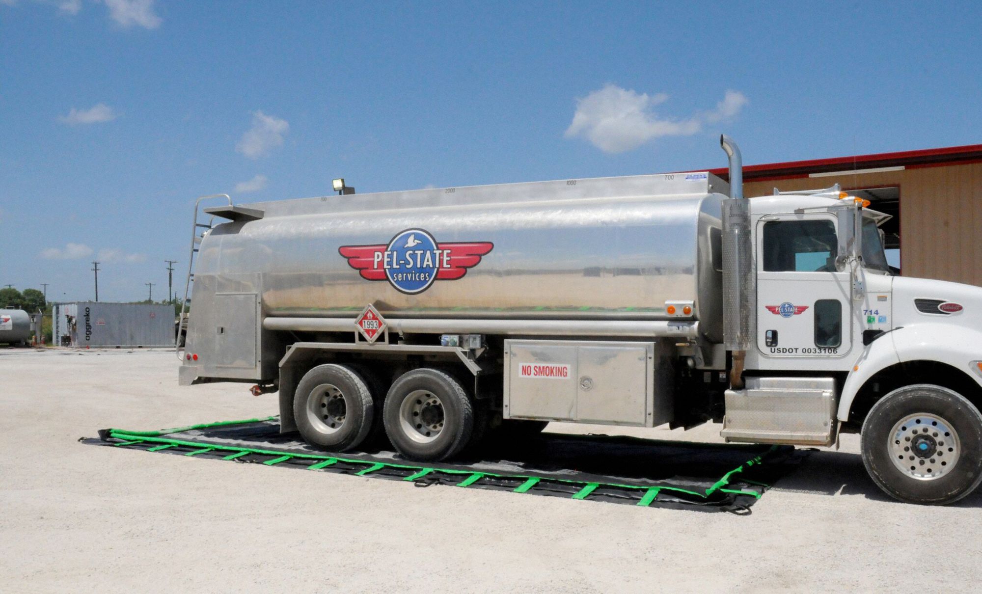 ULTRATECH Rapid Rise Containment Berm, DriveIn/Out Containment Berm