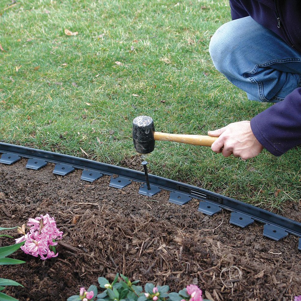 E Z Connect Landscape Edging Ez Connect No Dig Black Pvc Recycled 16 Ft 1 Ea 5pvd6 1504bk 16c Grainger