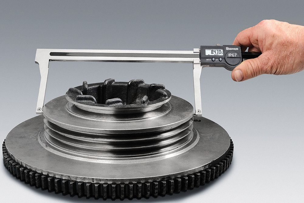 Starrett inside groove digital caliper 0 in to 14 in 0 to 350 mm range