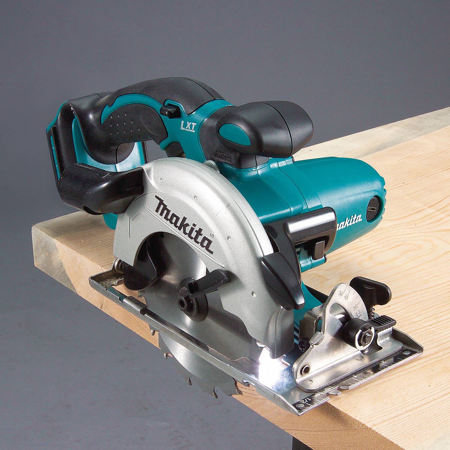 Makita Circular Saw 5 3 8 In Blade Dia Right 2 1 4 In Max Cutting Dp 0 Deg 0° To 50