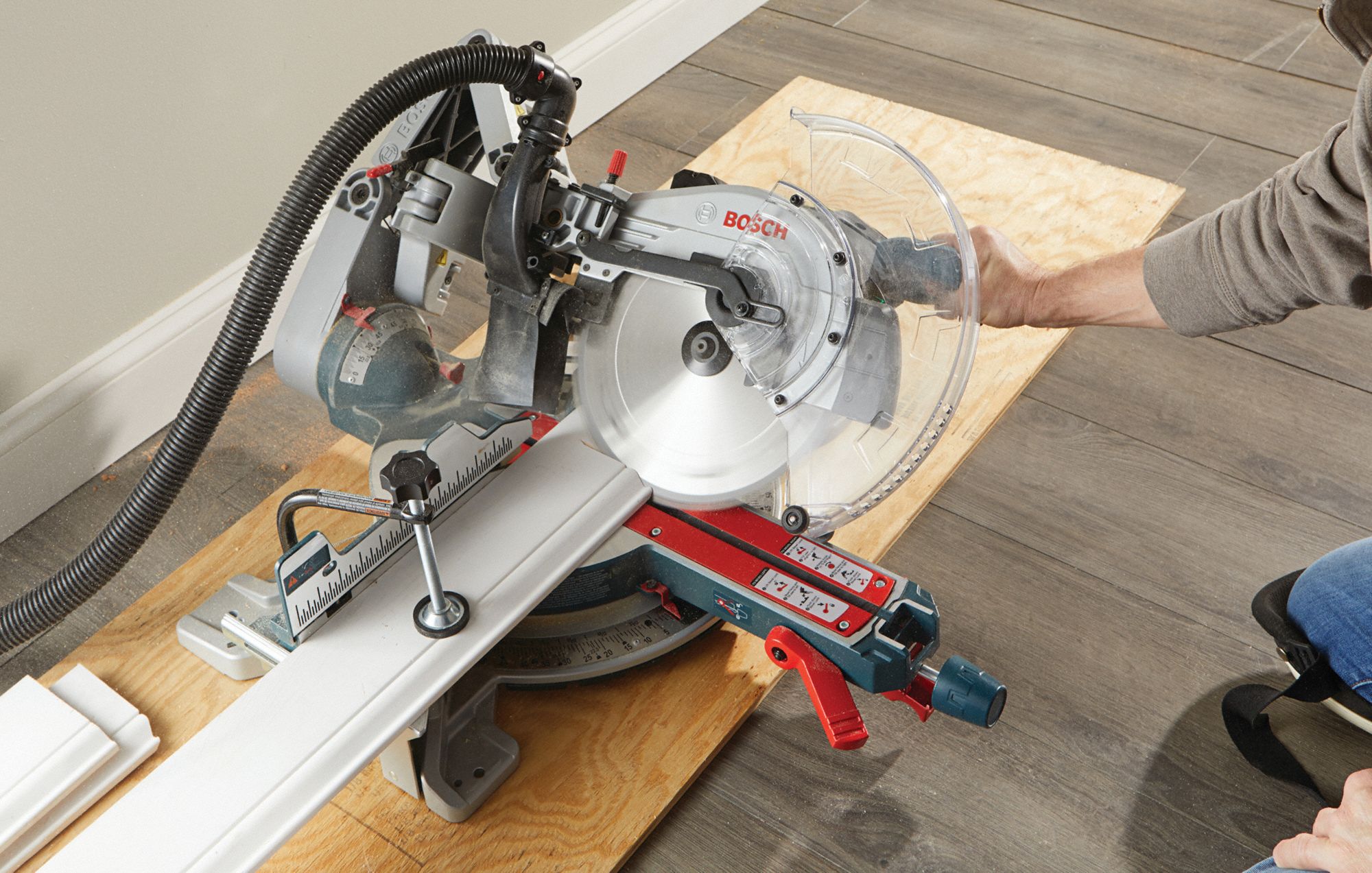 BOSCH Miter Saw Kit 12 in Blade Dia., 52° Left to 60° Right, 47° Left