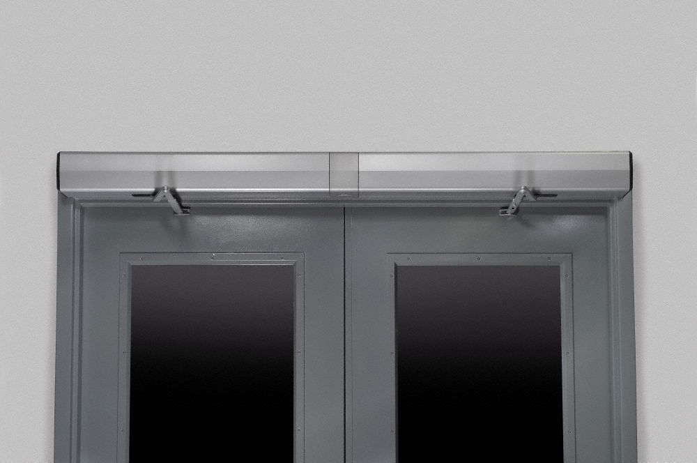 Door Operator: Low Energy, Heavy Duty, 36 in Lg, 4 3/4 in Wd, 5 3/16 in Ht, Aluminum