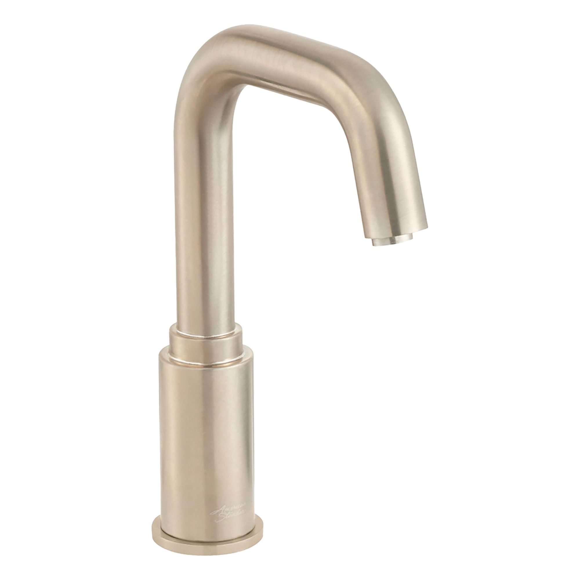 Serin Wallmount Faucet