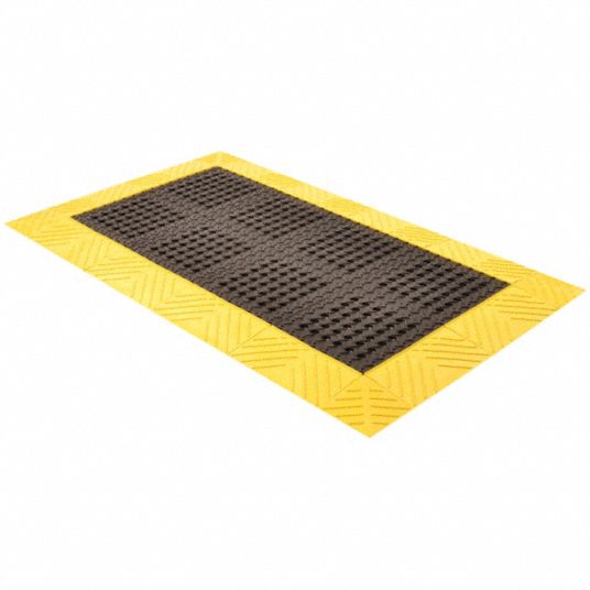 Choice 3' x 10' Black Rubber Anti-Fatigue Floor Mat with Beveled Edge -  1/2 Thick