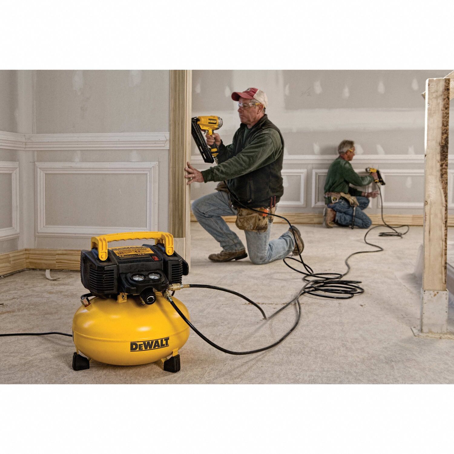 DEWALT Pancake Air Compressor, 6 gal., 165 psi 66CN73DWFP55126
