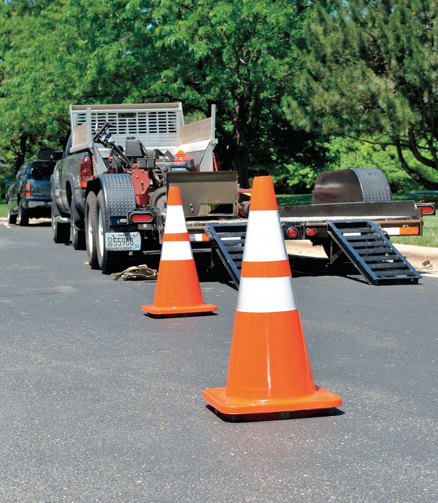 GRAINGER APPROVED Traffic Cone, 36 in Cone Height, Orange, PVC 6FHC76FHC7 Grainger