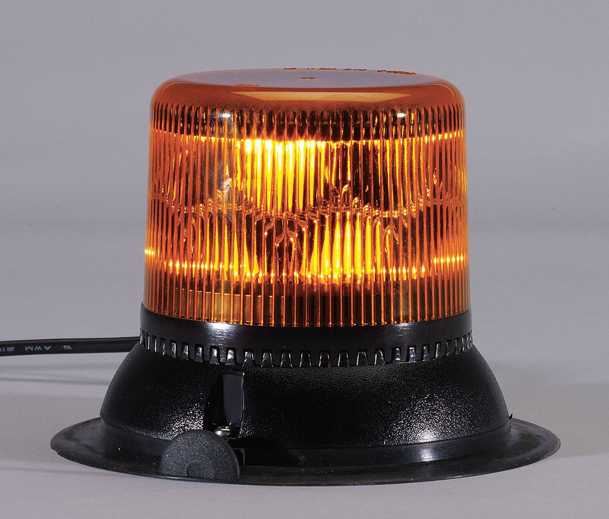 6GPP0 - Dual Level Strobe Amber Mag/Suction LED