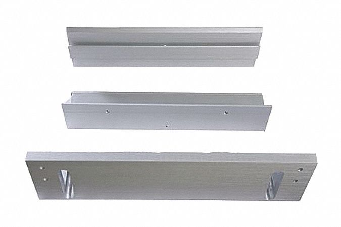 Bracket: 10 1/2 in Lg