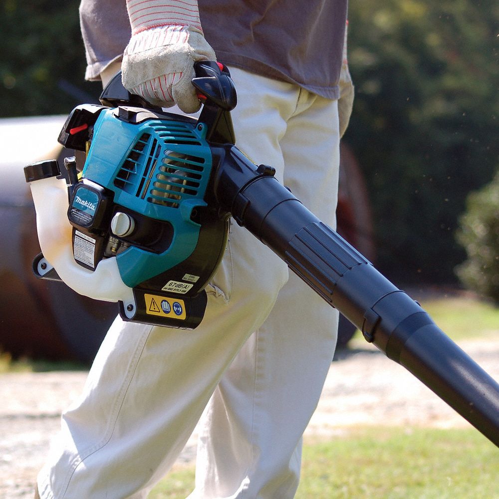MAKITA Handheld Blower 24.5 cc Engine Displacement, 145 mph, 356 cfm