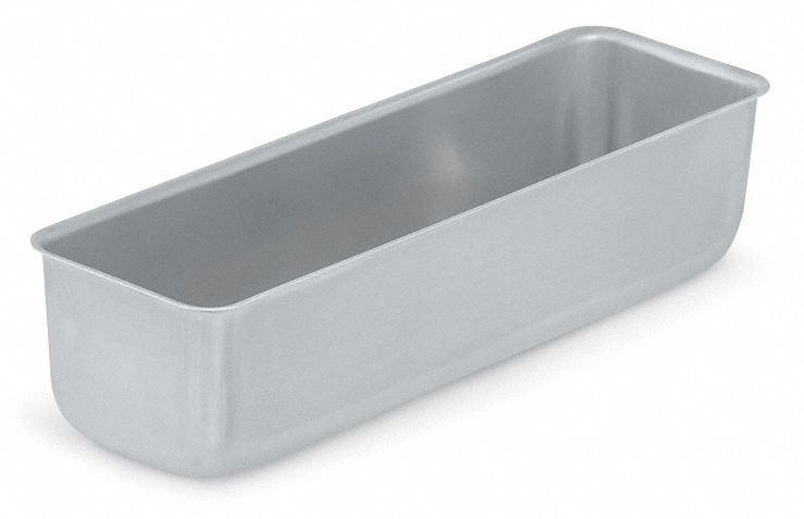 Cake Pan 16 1/2 in W