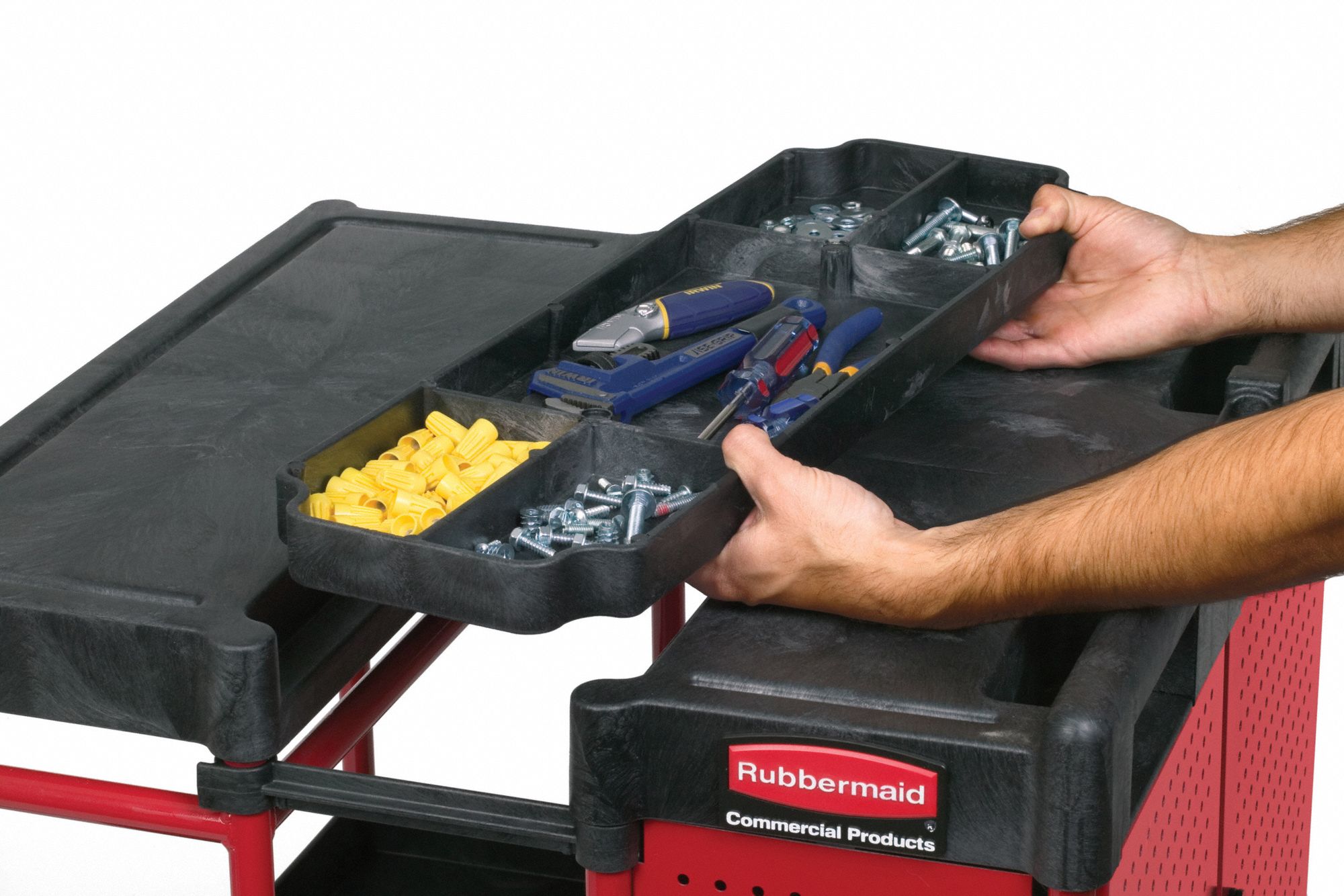 RUBBERMAID COMMERCIAL PRODUCTS Ladder Cart with (2) Swivel, (2