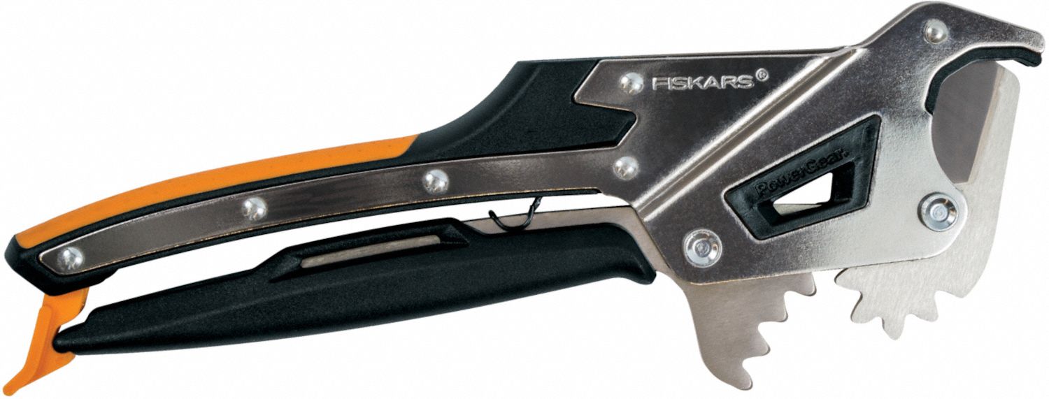 Plastic Pipe Cutter SS 10 in Tool L