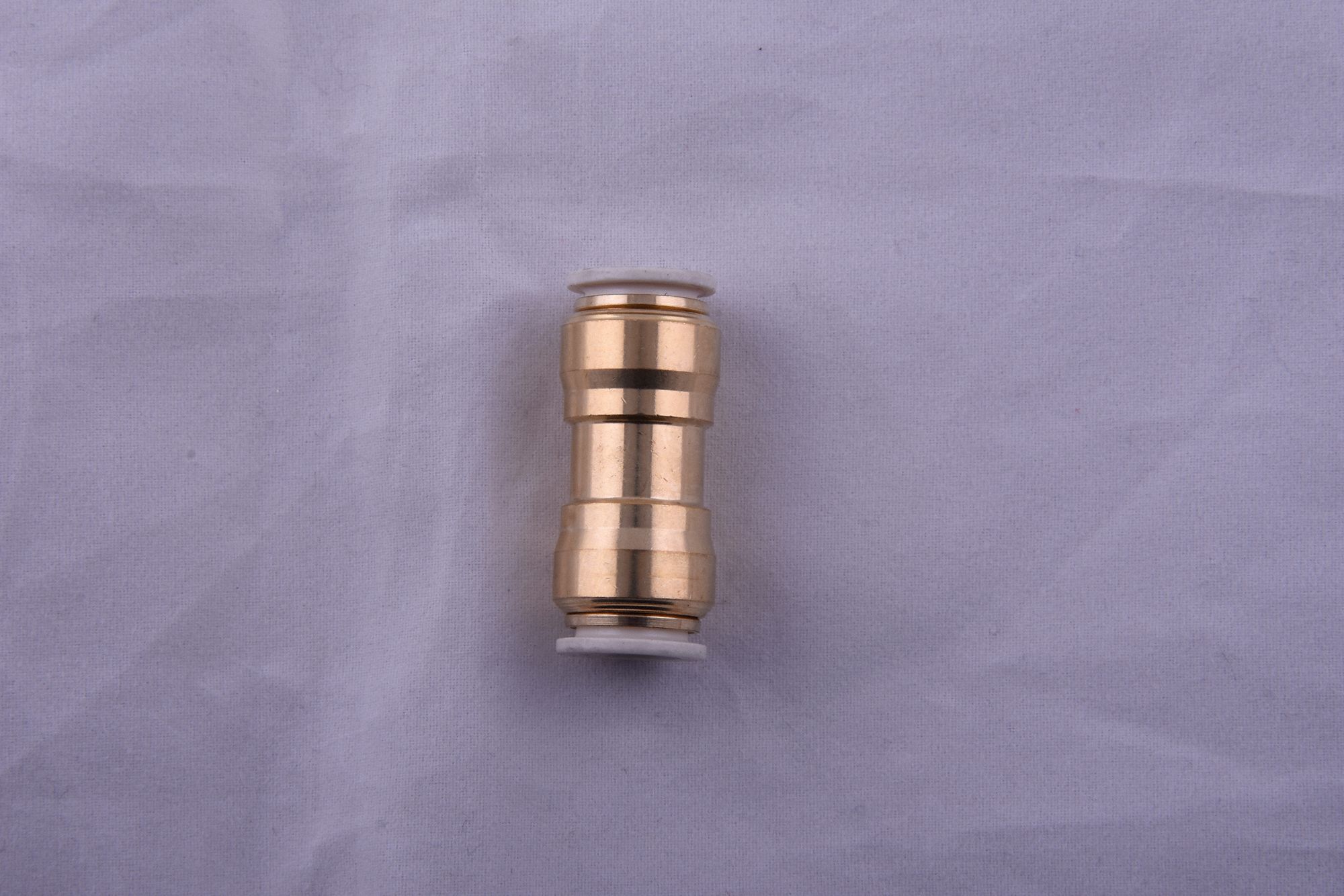 Push-Fit Adapter Fitting: Wye, 4 mm OD 4 mm OD Size, Push-to-Connect x Push-to-Connect