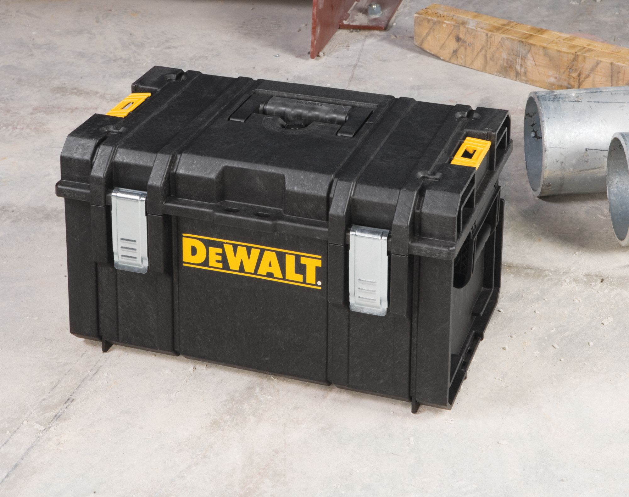 DEWALT Plastic Rolling Tool Box Set, 375/8 in Overall Height, 263/4