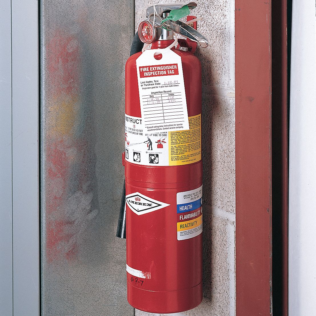 fire extinguisher test and tag