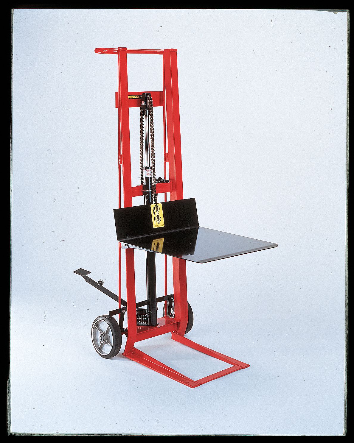 Hydraulic Platform Lift, 750 lb Load Capacity Grainger