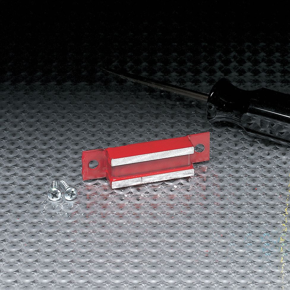 Ceramic Magnets: Encased, 3/4 in Wd, 1.062 in Thick, 5 in Lg