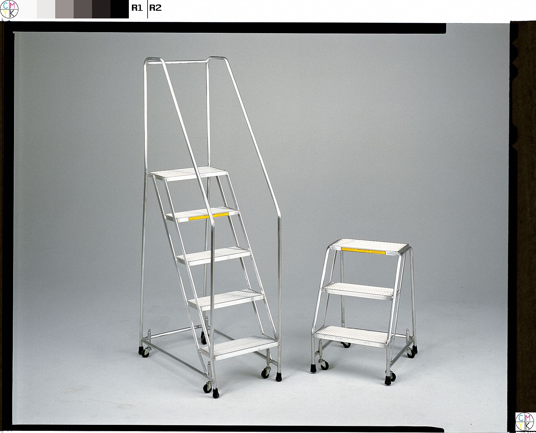 Rolling Step Ladder With Locking Step, 2 Steps, 18" Step Width
