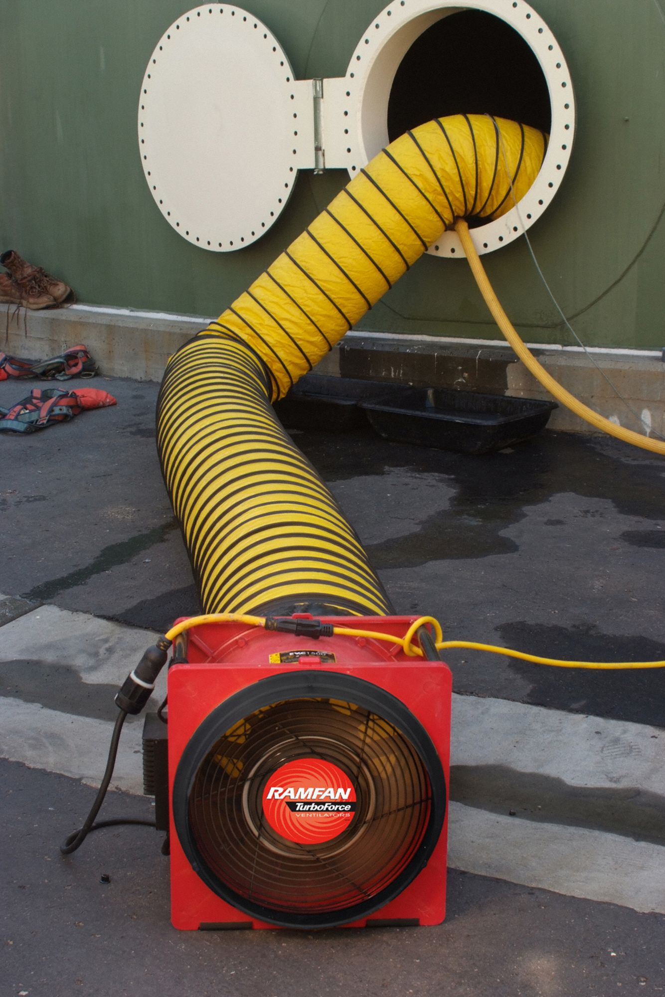 RAMFAN 16 in Electric Explosion Proof Smoke Ejector Fan, 4,459 cfm, Height 19 in, Width 18 in