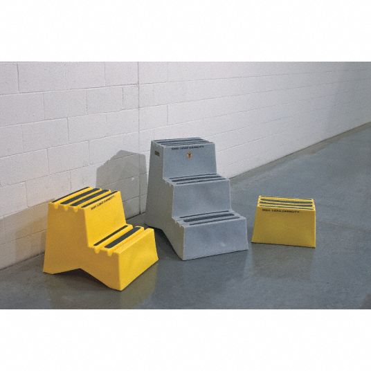 Step Stand,Yellow,19-1/2