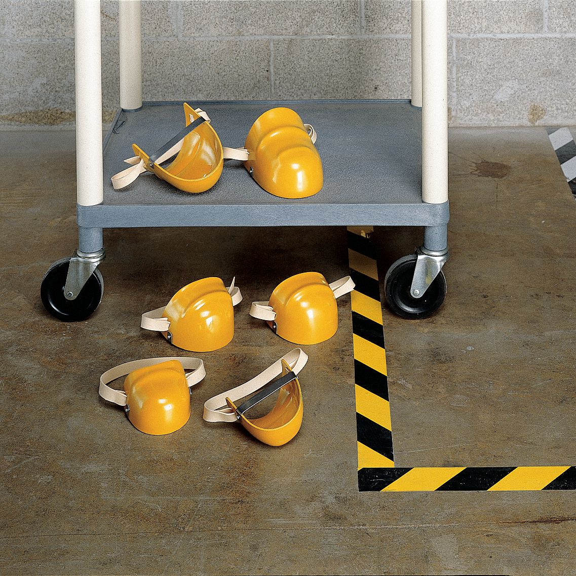 GRAINGER APPROVED Toe Guard, Women's, Universal Size, Plastic, 1 PR