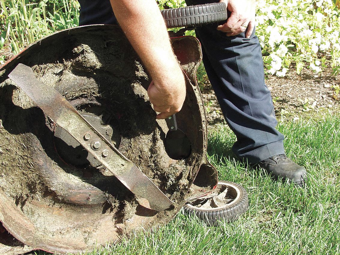 HYDE Lawn Mower Deck Scraper 8VUV8W92010 Grainger