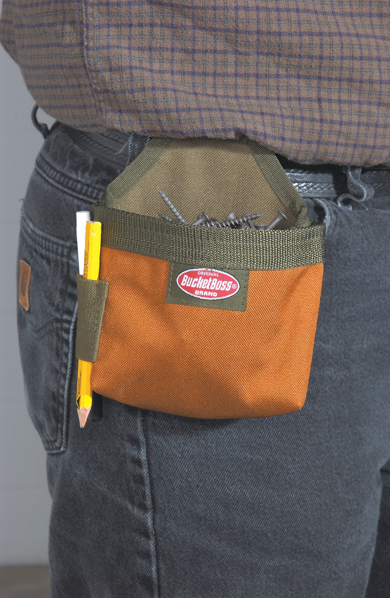 Bucket boss clearance pouch