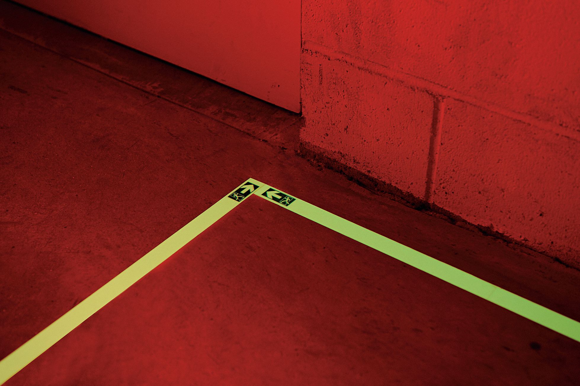 Floor Marking Tape: Glow-in-the-Dark, Arrow, White, 1 in x 30 ft, 16 mil Tape Thick, INCOM