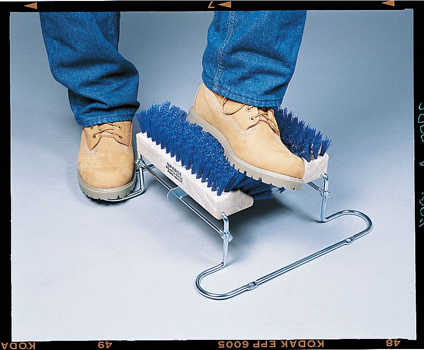 walking boot brush