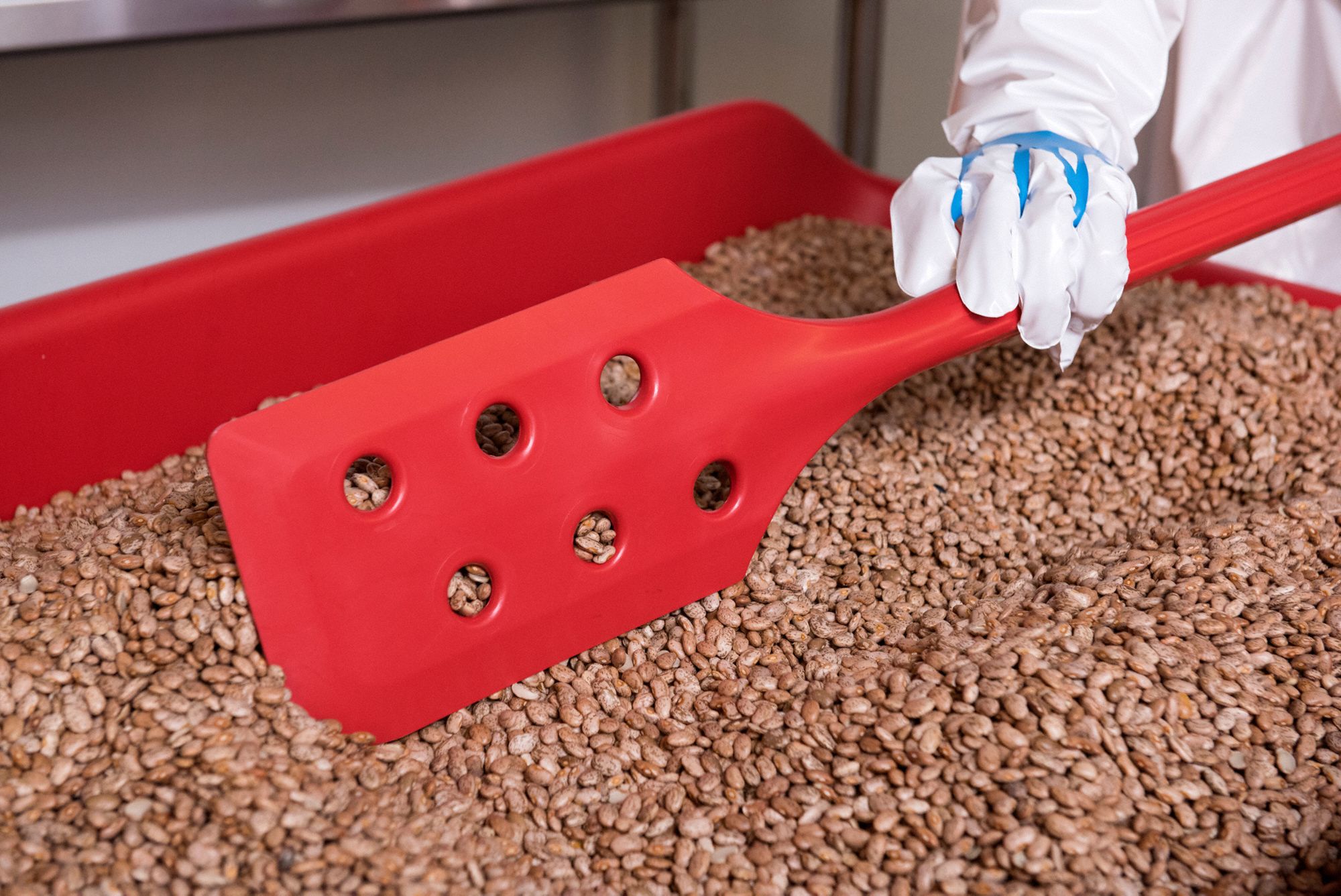 REMCO Paddle Scraper with Holes, 40L, Green 9G99067742 Grainger