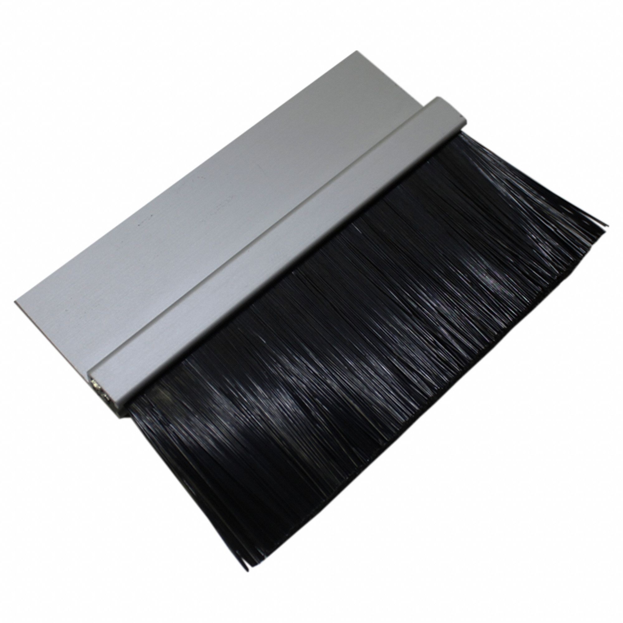 Brush Seal: Straight, Polypropylene, 2 in Brush Lg, 1 1/2 in Holder Lg