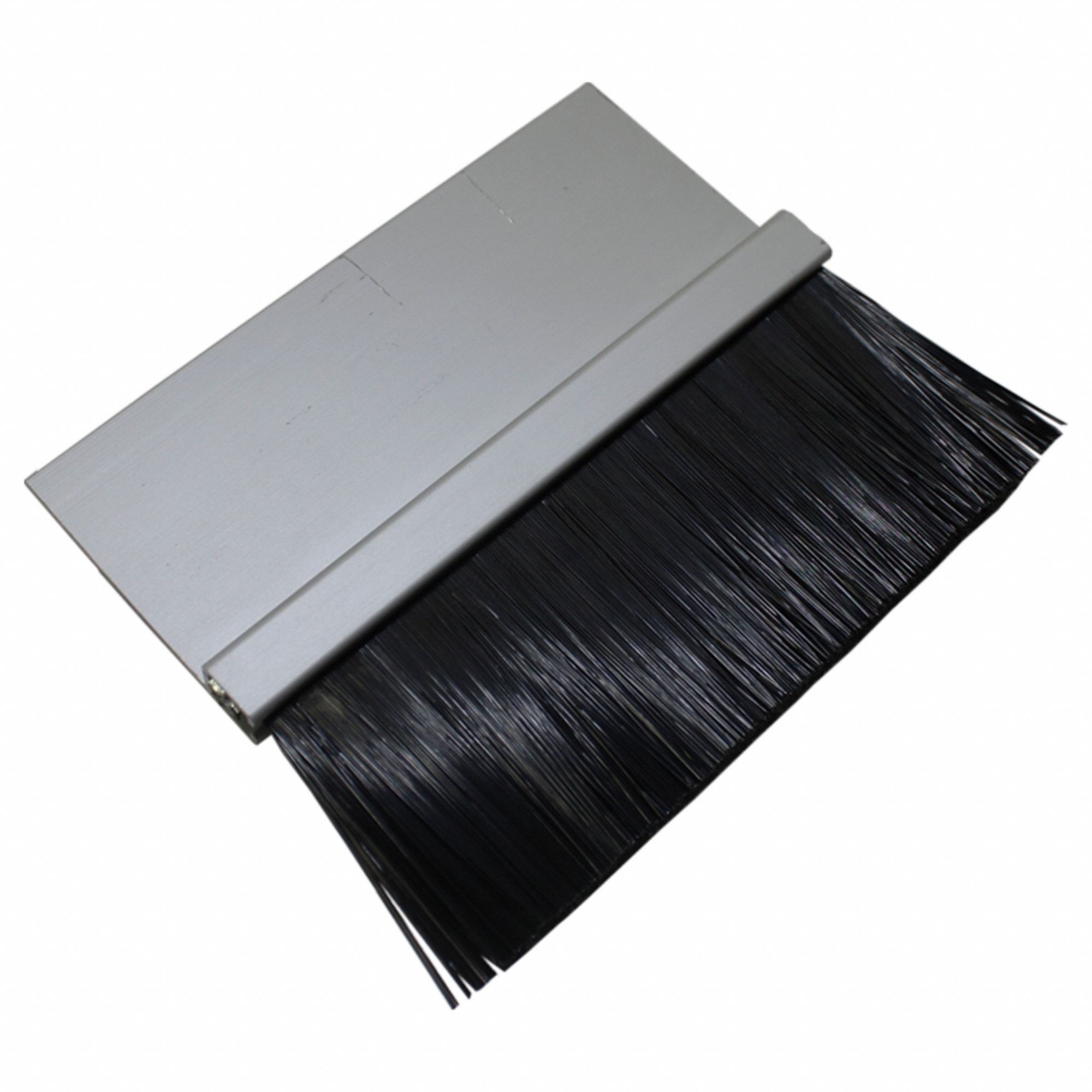 Brush Seal: Straight, Polypropylene, 1 1/2 in Brush Lg, Single
