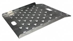 CURB RAMP, APRON END, 26⅝ IN USABLE W, ¼ IN MATERIAL THICK, CURB RAMP, RAISED, ALUMINUM