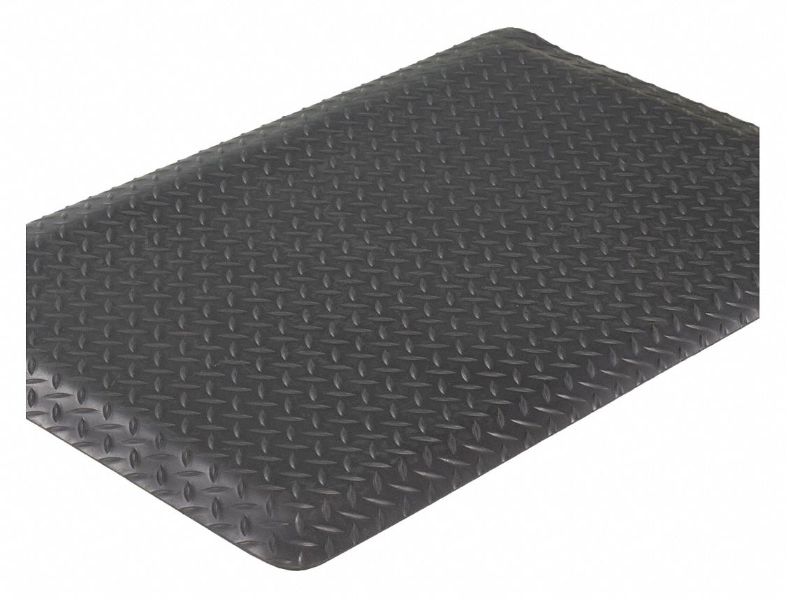 ANTIFATIGUE MAT, VINYL BACKING, 3 X 4 FT, ⅝ IN THICK, BLACK, DIAMOND PLATE, TAPERED