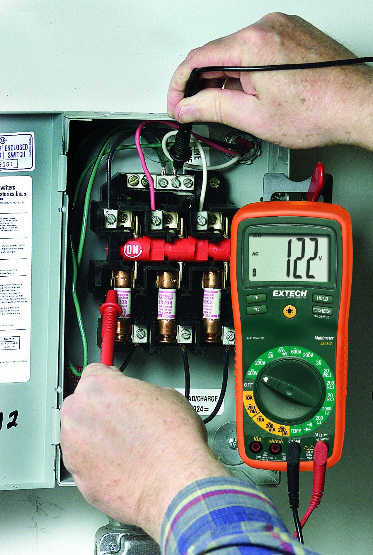 DIGITAL MULTIMETER,600V,10 A,LCD,IP40