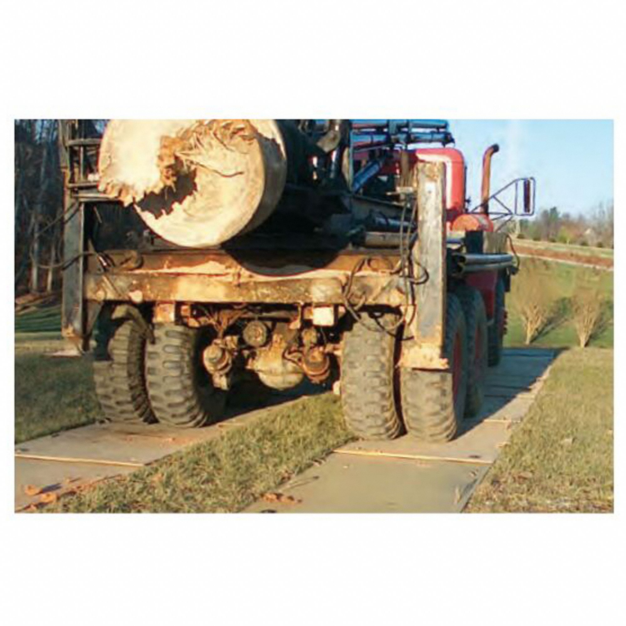 Ground Protection Mat: Rigid, 50 ton Load Capacity, 32 in x 8 ft, Tan