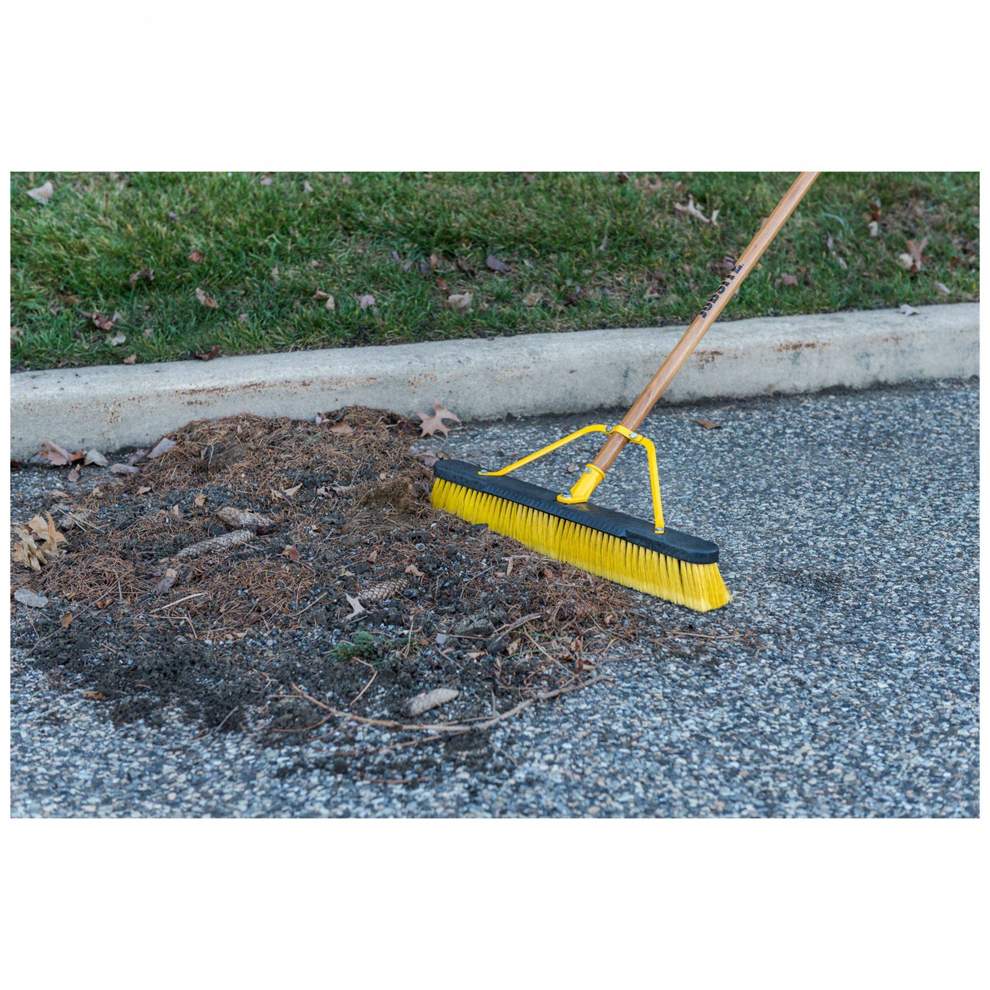 QUICKIE Push Broom 24 in Sweep Face, Soft/Stiff Combo, Synthetic