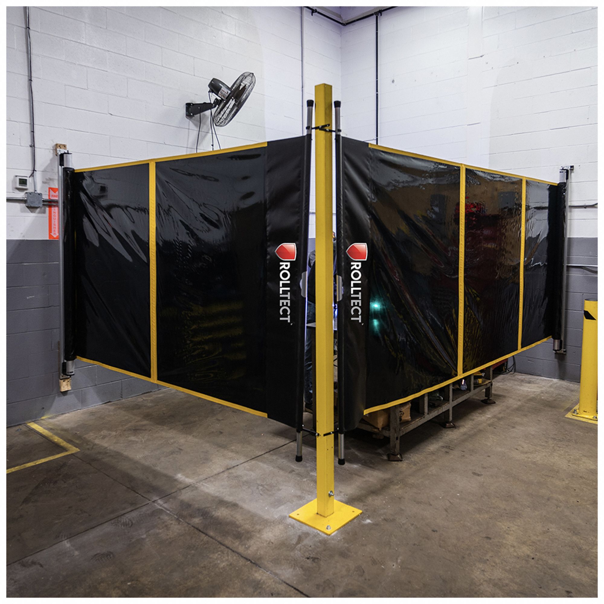 SHAVER INDUSTRIES, PVC, 5 1/2 ft Ht, Weld Screen 797UH8628242430166