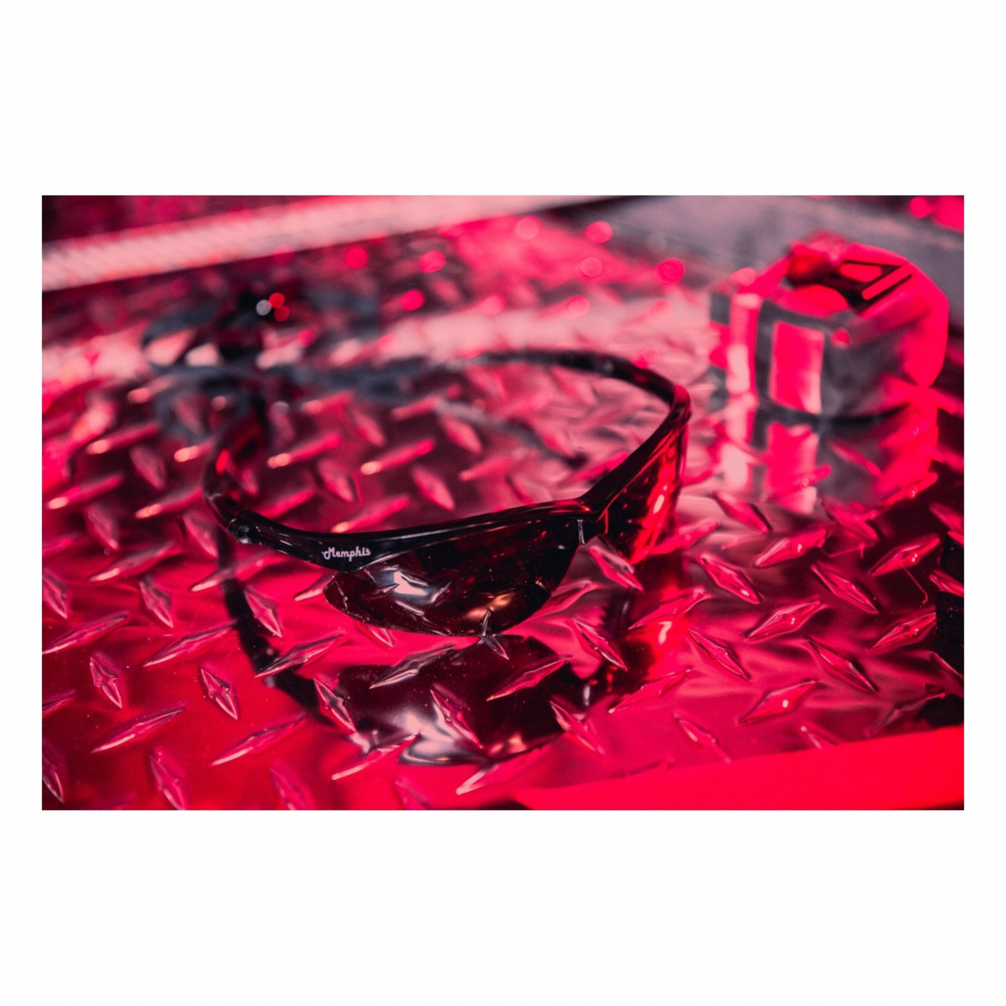 Memphis MP1 Black Frame Gray