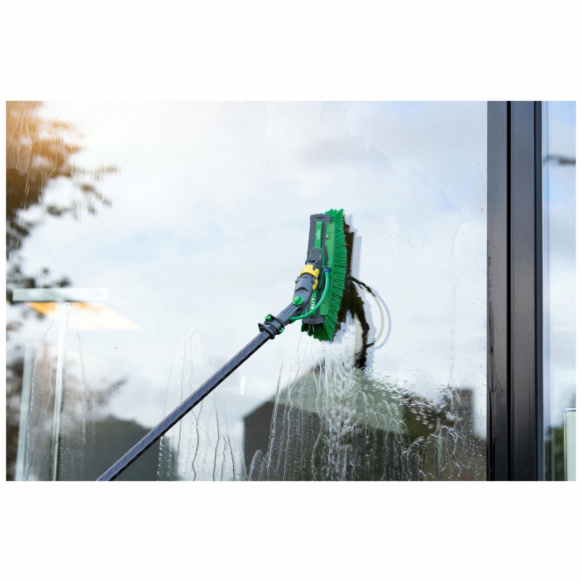 UNGER WaterFed Window Cleaning System WaterFed Window Cleaning